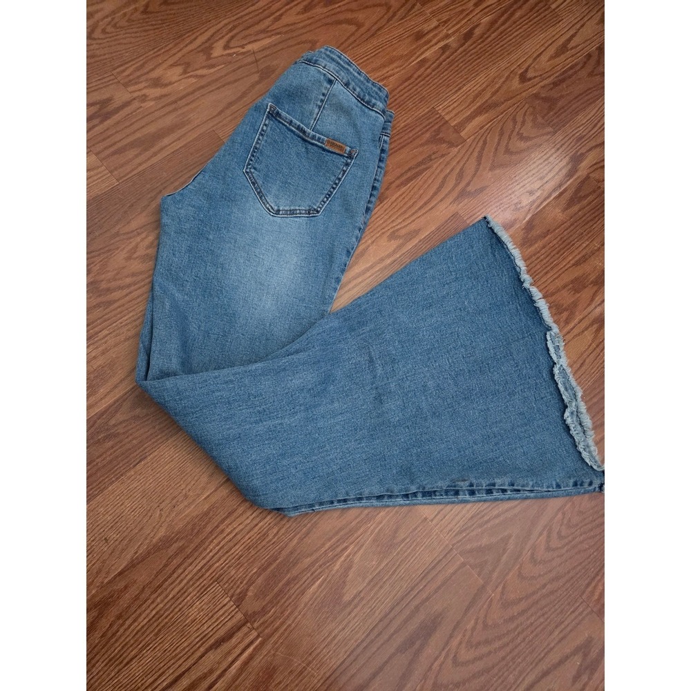 Rock & Roll Denim Bargain Button Bell Jeans 27x32 Medium Wash Frayed Flare Retro